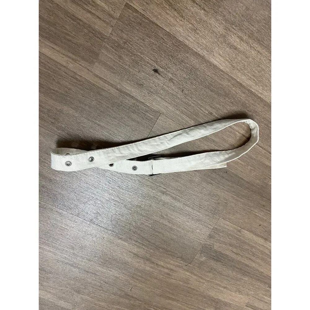 No Brand belt cream